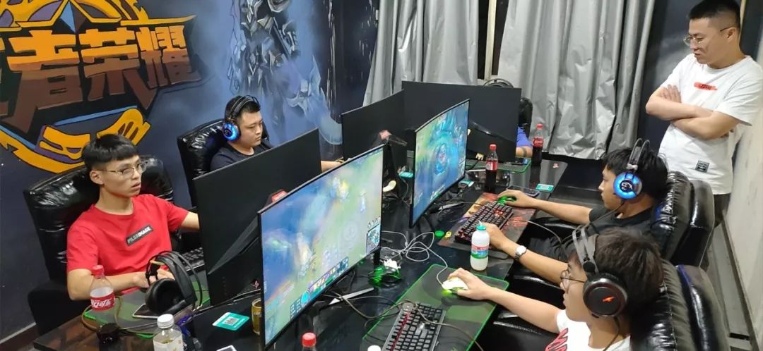 习的榜样 习的榜样